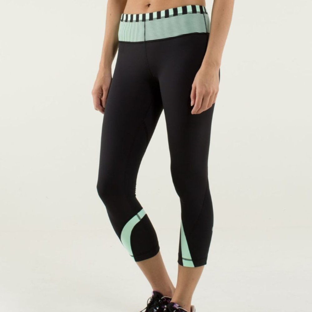 Lululemon Run: Inspire Crop II